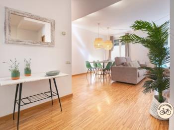Bravissimo Sunset - Apartment in Girona